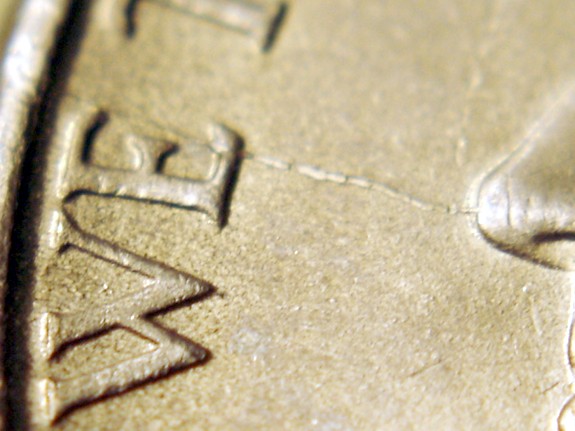 2000-P-Jefferson-Nickel,--Die-Gouge-On-Obv.